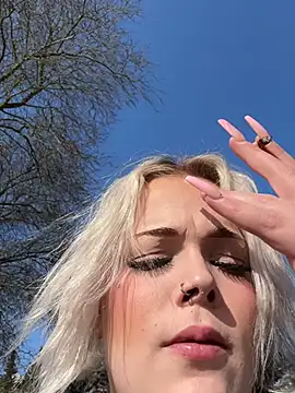 elina may online show from March 8, 1:03 pm