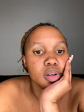 Sego TeeTee online show from October 2, 10:17 pm