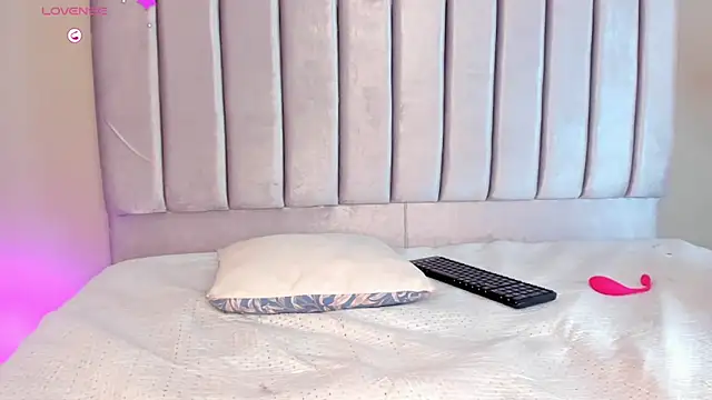 Snapshot of nastyalvanova chatting on March 12, 1:47 am nastyalvanova online show from March 12, 1:47 am