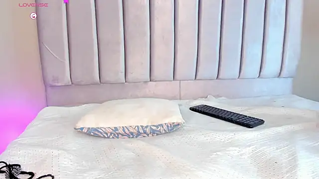 Snapshot of nastyalvanova chatting on March 12, 4:51 am nastyalvanova online show from March 12, 4:51 am