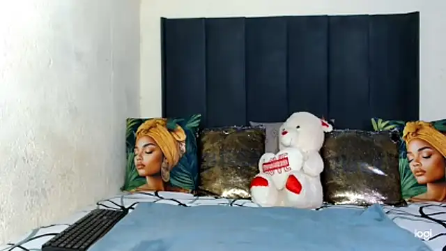 quenliyasa online show from April 1, 9:32 am