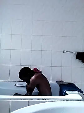 Snapshot of Izifebe chatting on July 12, 11:56 am Izifebe online show from July 12, 11:56 am