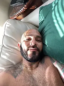 Snapshot of tylergigo chatting on March 16, 1:49 pm tylergigo online show from March 16, 1:49 pm