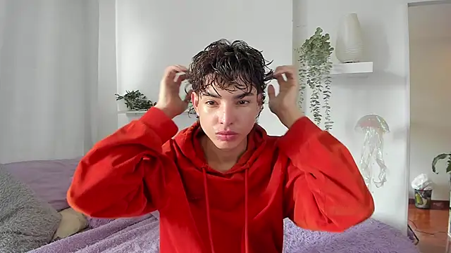 santy-kitty online show from January 15, 5:27 pm