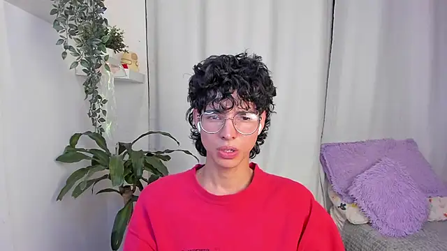 santy-kitty online show from February 20, 12:07 am