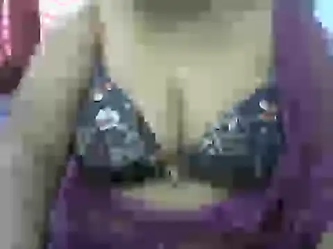 Snapshot of Kaira121 chatting on November 10, 3:05 am Kaira121 online show from November 10, 3:05 am