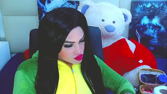 NathaliaCross online show from September 18, 12:12 am