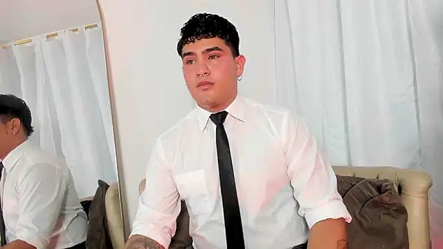 MatheoVelez online show from December 11, 9:23 pm