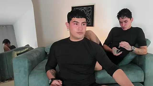 MatheoVelez online show from February 24, 11:19 pm