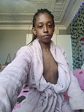 Snapshot of 02Boitybaby chatting on June 28, 12:55 pm 02Boitybaby online show from June 28, 12:55 pm