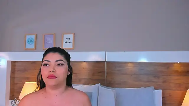 EmaBakker online show from March 9, 5:55 am