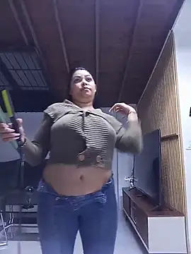 EmaBakker online show from May 22, 6:42 am