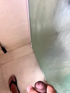 Snapshot of Edbero chatting on October 14, 12:17 pm Edbero online show from October 14, 12:17 pm