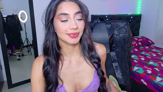 Snapshot of JulietaCheerr chatting on December 4, 2:26 pm JulietaCheerr online show from December 4, 2:26 pm