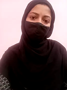 Snapshot of Mahi_Baby25 chatting on January 8, 6:05 am Mahi Baby25 online show from January 8, 6:05 am