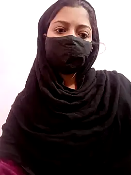 Snapshot of Mahi_Baby25 chatting on January 9, 5:32 am Mahi Baby25 online show from January 9, 5:32 am