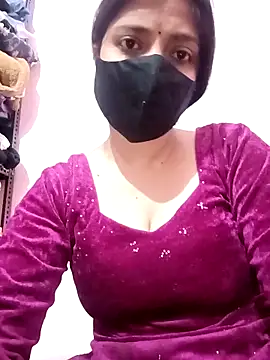 Snapshot of Mahi_Baby25 chatting on February 11, 4:45 pm Mahi Baby25 online show from February 11, 4:45 pm