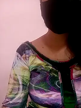 Snapshot of Mahi_Baby25 chatting on February 14, 10:45 am Mahi Baby25 online show from February 14, 10:45 am