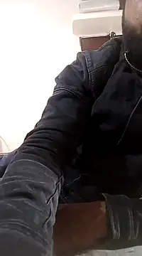 Snapshot of pura43 chatting on January 13, 7:00 am pura43 online show from January 13, 7:00 am