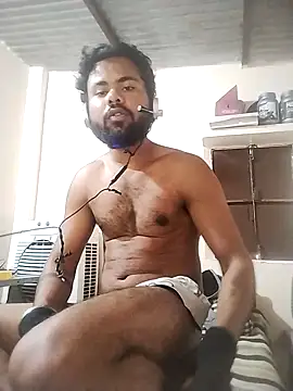 Snapshot of pura43 chatting on February 7, 10:40 am pura43 online show from February 7, 10:40 am