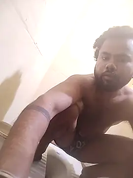 Snapshot of pura43 chatting on February 20, 4:28 am pura43 online show from February 20, 4:28 am