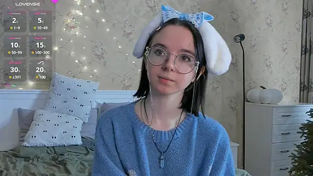 Nora Failure online show from January 10, 7:04 am