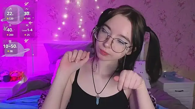 Nora Failure online show from January 30, 7:18 am