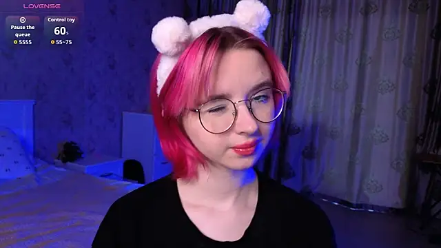 Nora Failure online show from September 21, 3:08 am