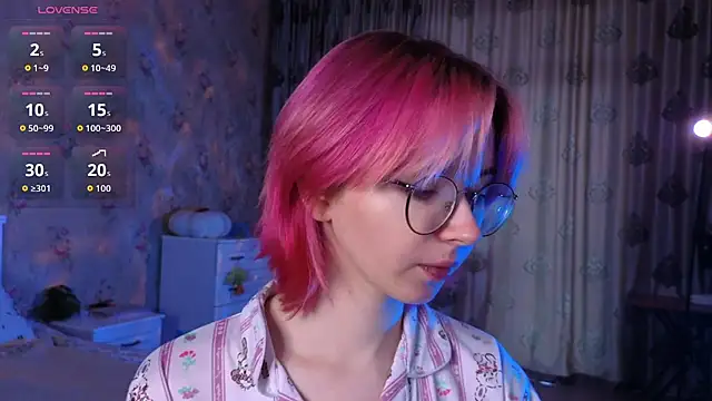 Nora Failure online show from October 6, 6:11 am