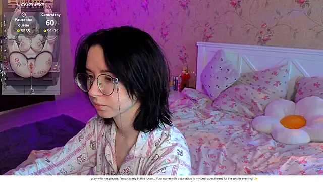 Nora Failure online show from April 10, 12:21 pm