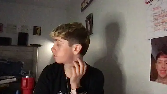 twentywithafelonyy online show from March 2, 11:50 am