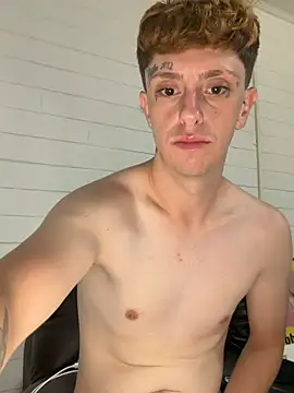 twentywithafelonyy online show from July 27, 11:39 am