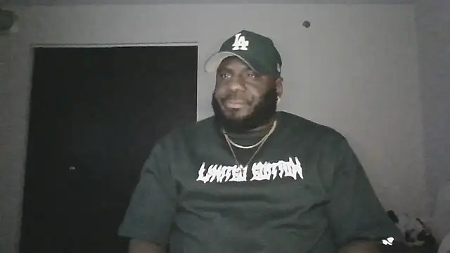 Stayinalive1992 online show from April 11, 3:22 am