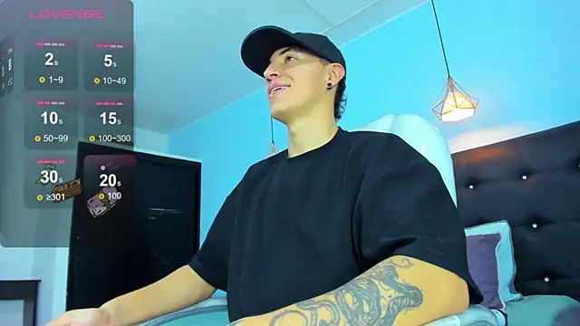 Lobo 17  online show from January 13, 3:23 am