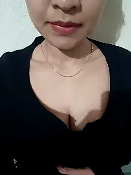 Snapshot of AssAsiancute chatting on December 20, 4:46 pm AssAsiancute online show from December 20, 4:46 pm