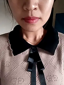 Snapshot of AssAsiancute chatting on December 22, 12:07 am AssAsiancute online show from December 22, 12:07 am