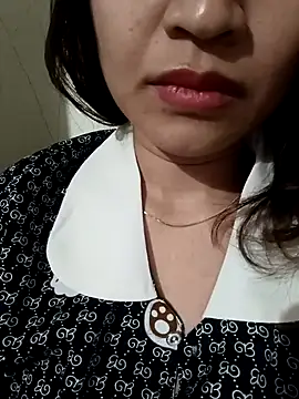 Snapshot of AssAsiancute chatting on December 23, 5:22 pm AssAsiancute online show from December 23, 5:22 pm