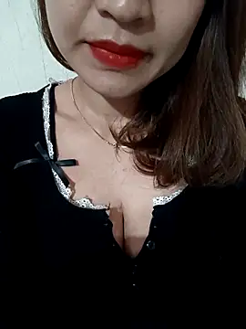 Snapshot of AssAsiancute chatting on February 17, 4:48 pm AssAsiancute online show from February 17, 4:48 pm