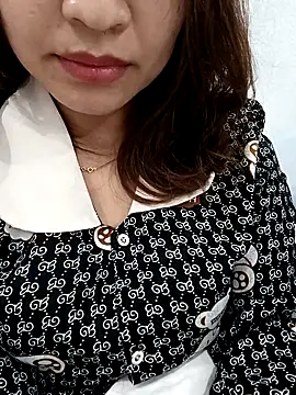 Snapshot of AssAsiancute chatting on March 12, 1:51 pm AssAsiancute online show from March 12, 1:51 pm