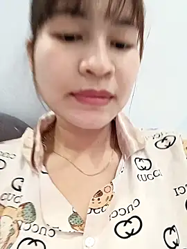 Snapshot of AssAsiancute chatting on March 14, 1:24 pm AssAsiancute online show from March 14, 1:24 pm