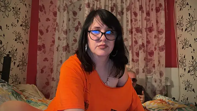 Snapshot of StellarTeam chatting on December 21, 4:46 pm StellarTeam online show from December 21, 4:46 pm