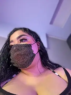 belquiis online show from April 17, 2:14 am