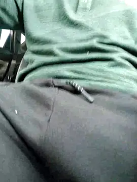 QcMisterv13 online show from October 29, 7:37 pm