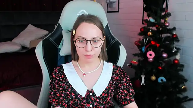 AphexQueen online show from December 20, 7:17 pm