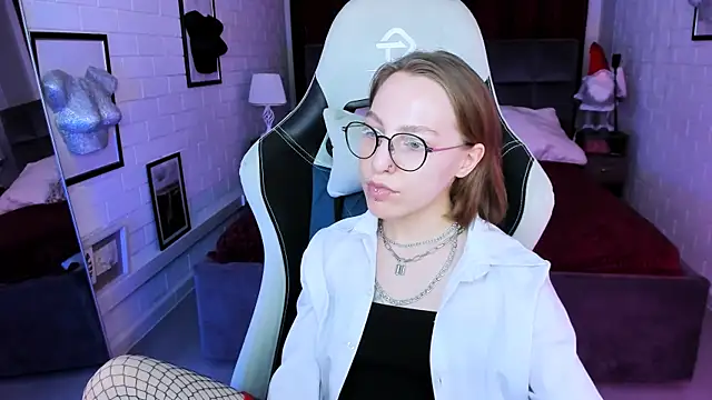 AphexQueen online show from January 11, 4:14 pm