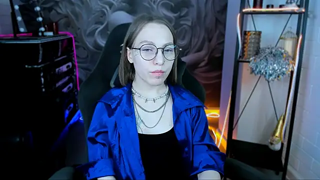 AphexQueen online show from January 24, 12:20 pm