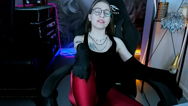 AphexQueen online show from January 24, 3:24 pm