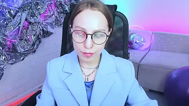 AphexQueen online show from January 26, 4:20 pm