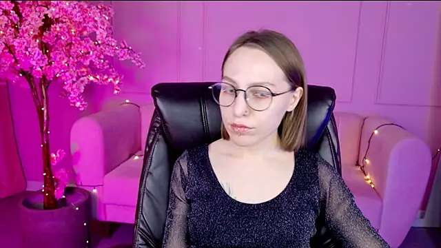 AphexQueen online show from January 28, 7:21 pm