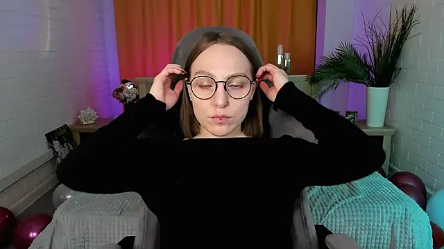 AphexQueen online show from February 9, 8:13 pm